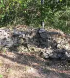 Dedevár romjai, Uppony