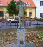 Jó pásztor szobor, Körmend