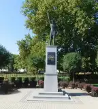 Petőfi szobor, Mándok