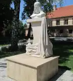 Szent István emlékmű, Mende
