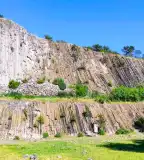 Hegyestű - Geológiai bemutatóhely, Monoszló