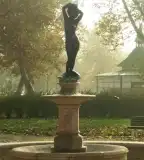 Vénusz születése szobor, Nyíregyháza