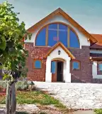 Meseközpont, Paloznak