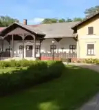 Jármy-kúria és Őspark, Pusztadobos