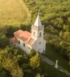 Római katolikus templom, Sárazsadány