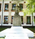 I. világháborús emlékmű, Sarud