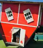 Fordított Ház, Siófok