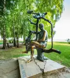 Karinthy Frigyes szobor, Siófok