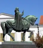 Szent István szobra, Székesfehérvár
