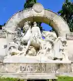 Damjanich-emlékmű, Szolnok