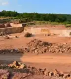 Vörösmészkő-bányák, Tardos