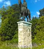 Gróf Eszterházy József Antal lovasszobra, Tatabánya