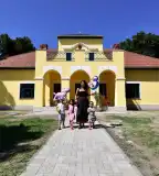 Szentiványi kastély, Tolmács