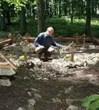 Kutyatemető - emlékhely, Vállus