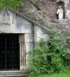 Sziklakápolna, Zebegény