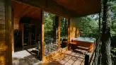 Woodhouses 002