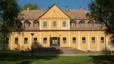 Adand Csapody Kastely