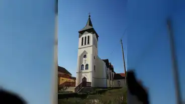 Apagy Katolikus Templom 1