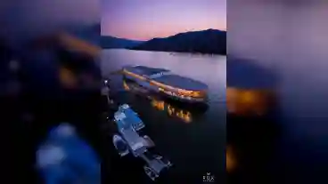 Aquamarina Szallodahajo 01