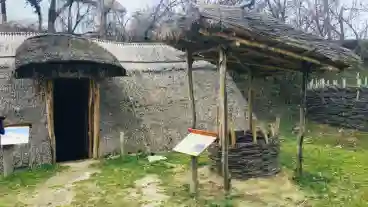 Arpad Kori Falurekonstrukcio 03