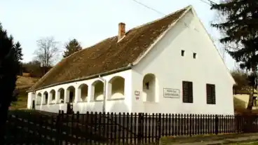 Bakoca Safrany Geza Fazekas Muzeum