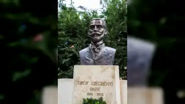 Balatonfoldvar Szechenyi Szobor