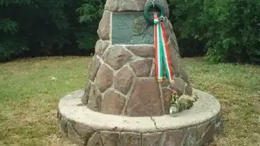 Balatonvilagos Meszoly Geza Emlekmu