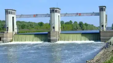 Bekesszentandras Duzzasztomu