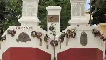 Biharugra Hosi Emlekmu