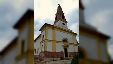 Bogyoszlo Katolikus Templom