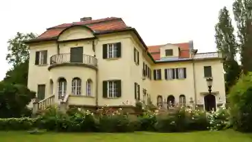 Budapest Bajor Gizi Szineszmuzeum 001