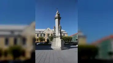 Cegled Szent Haromsag Szobor