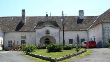 Csabrendek Fekete Kastely