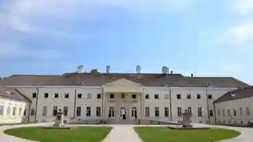 Csakvar Esterhazy Kastely 1