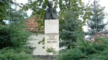 Csehimindszent Mindszenti Jozsef Szobra