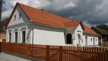 Csesztreg Hagyomanyok Haza 1