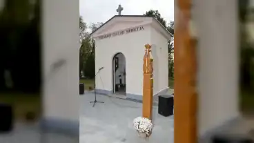 Csikvandi Csalad Sirboltja 1