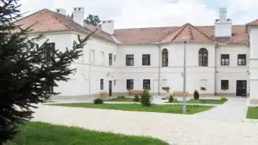 Daka Nadasdy Kastely