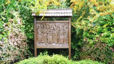 Dusnok Hetvezer Dombormu