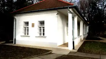 Eger Gardonyi Geza Emlekmuzeum 1