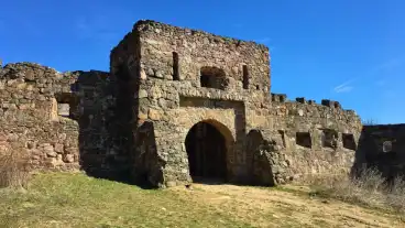 Egri Var Masolata 01