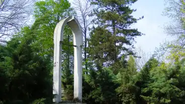 Fabiansebestyen Ii Vilaghaborus Emlekmu