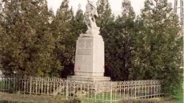 Fegyvernek I Vh Emlekmu