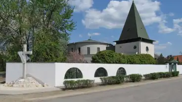 Felsopakony Katolikus Templom