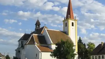 Fertoszentmiklos Katolikus Templom