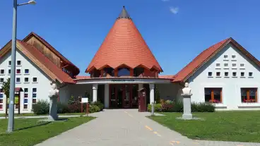 Festetics Imre Elmenykozpont 1