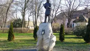 Foldeak Szent Laszlo Szobor