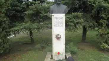 Gadoros Hidasi Laszlo Szobor