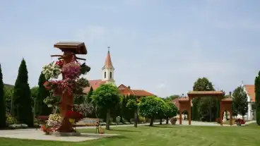 Gedrelak Milleniumi Emlekpark 1