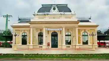 Godollo Kiralyi Varo 1